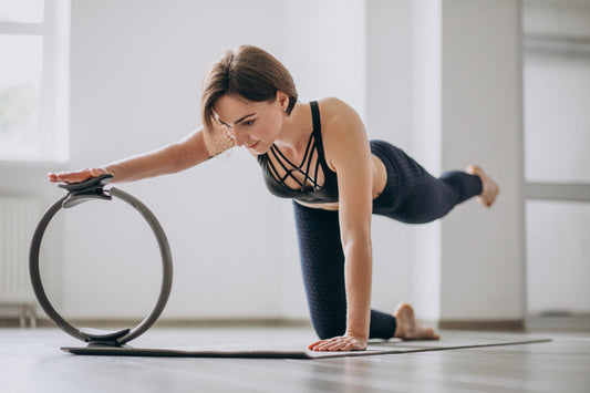 Guide des Accessoires Essentiels pour le Pilates à la Maison